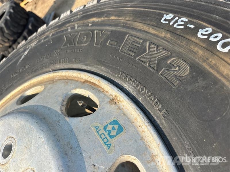 Quantity of (4) Michelin XDY- EX2 11R24.5 Tires (U Tyres, wheels and rims