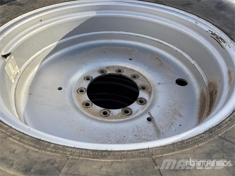 Quantity of (4) Michelin Multibib 650/65R38 Tires الإطارات والعجلات والحافات