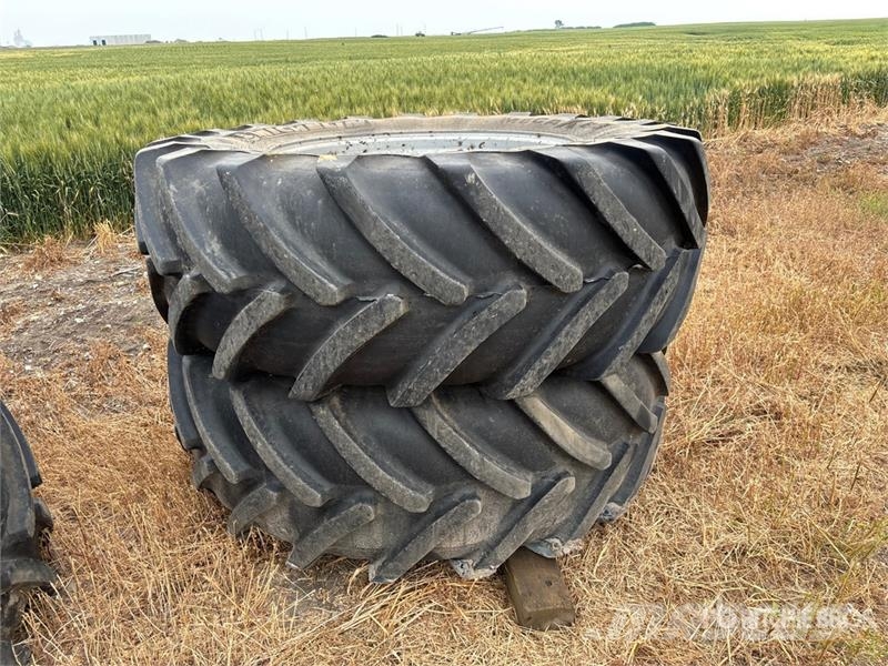 Quantity of (4) Michelin 620/70R38 Tires - Fits Ca Opony, koła i felgi
