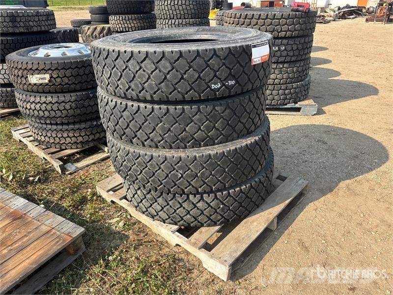  Quantity of (4) Michelin XDY-EX 11R24.5 Tires Tyres, wheels and rims
