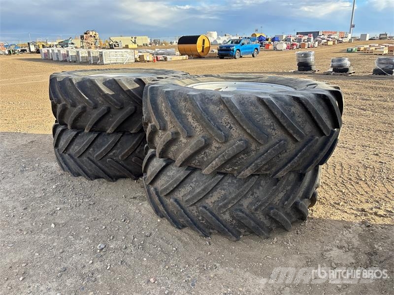 Quantity of (4) Michelin Multibib 650/65R38 Tires الإطارات والعجلات والحافات