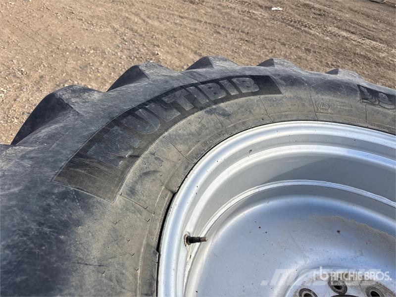 Quantity of (4) Michelin Multibib 650/65R38 Tires الإطارات والعجلات والحافات
