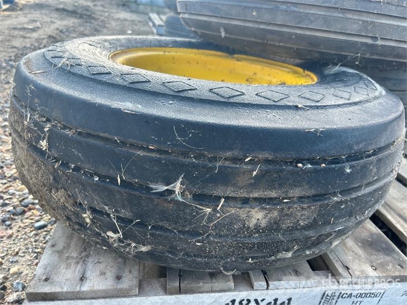  Quantity of (4) Mixed Tires Dekk, hjul og felger