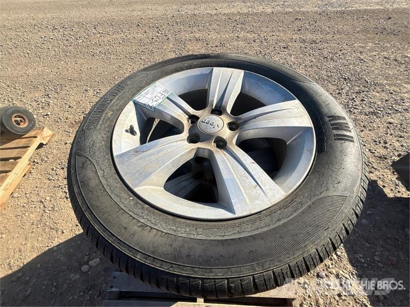 Quantity of (4) Motomaster 215/60R17 Tires - Fits Tyres, wheels and rims