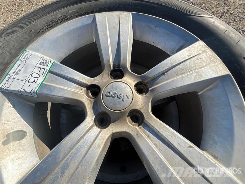 Quantity of (4) Motomaster 215/60R17 Tires - Fits Tyres, wheels and rims