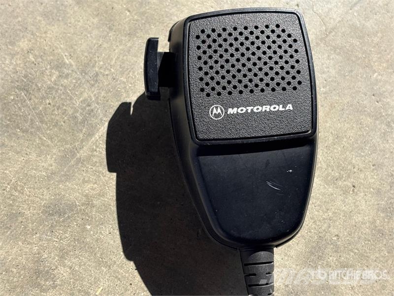 Quantity of (4) Motorola CM200D Digital VHF Truck Ďalšie komponenty