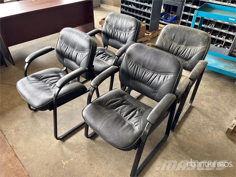 Quantity of (4) Office Chairs Drugi deli