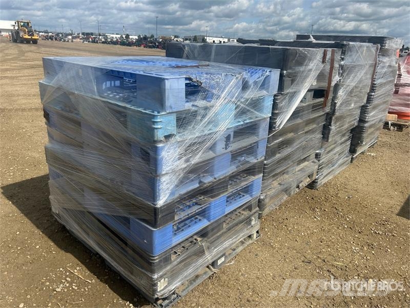 Quantity of (4) Pallets of Plastic Pallets Drugi deli