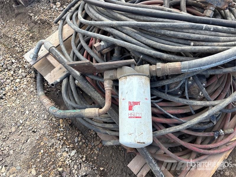 Quantity of (4) Pallets of Hose Ďalšie komponenty