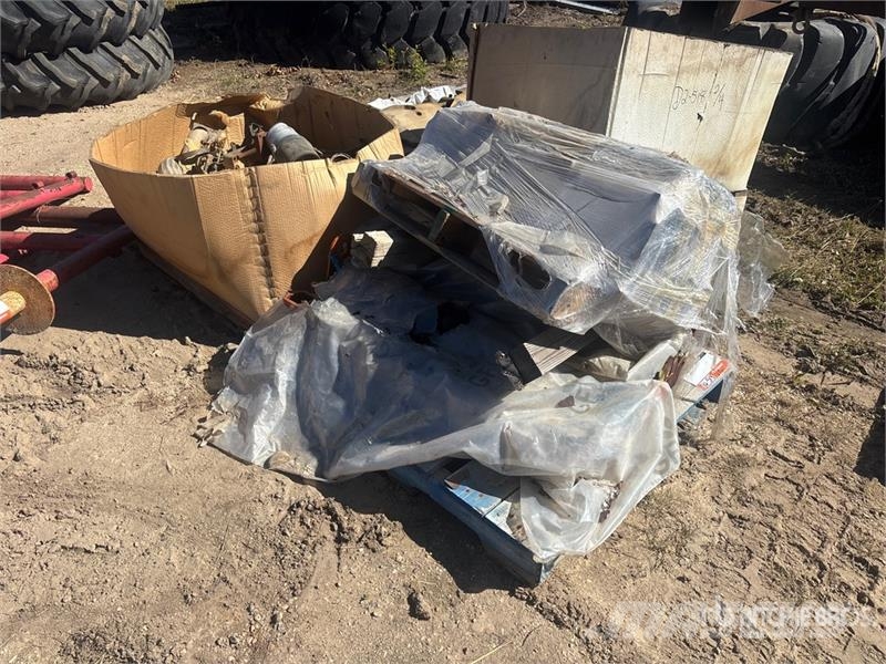 Quantity of (4) Pallets of Miscellaneous Engine Pa Drugi deli