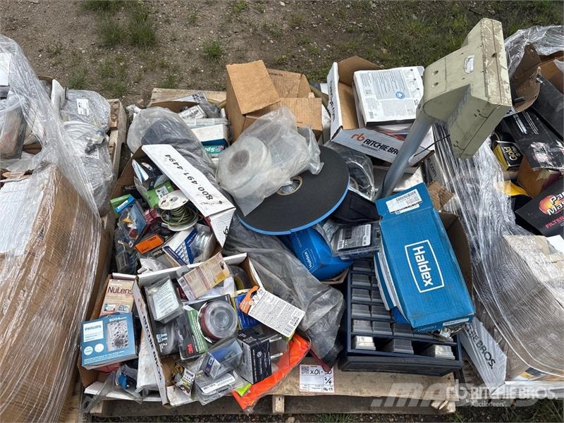 Quantity of (4) Pallets of Miscellaneous Parts Andre komponenter