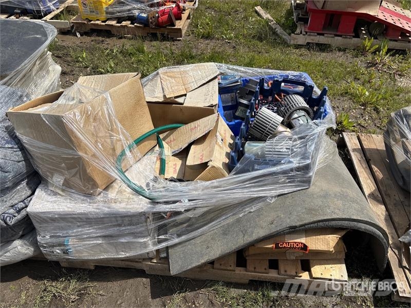 Quantity of (4) Pallets of Miscellaneous Parts Andre komponenter