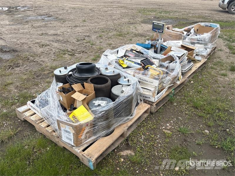 Quantity of (4) Pallets of Miscellaneous Parts Andre komponenter