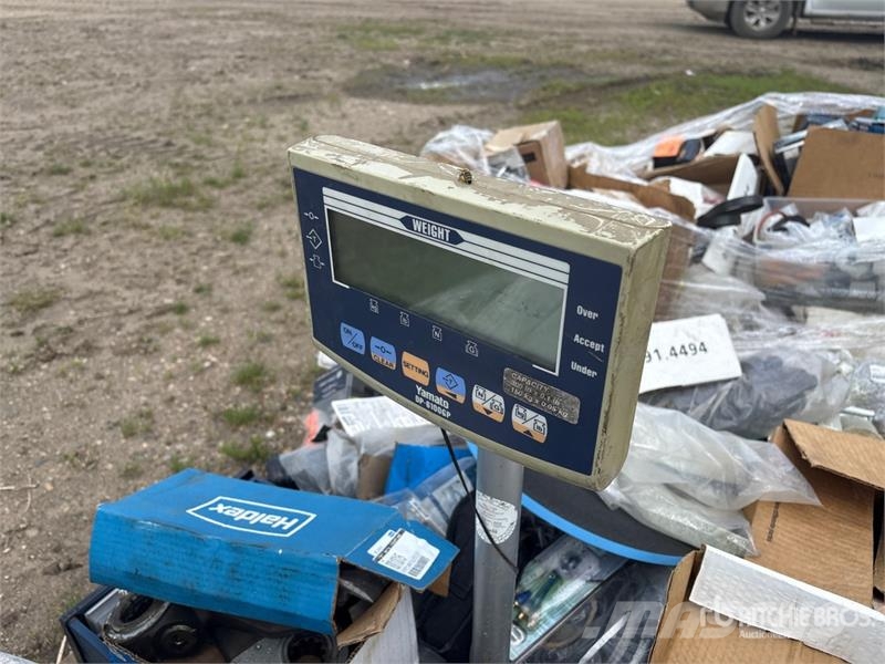 Quantity of (4) Pallets of Miscellaneous Parts Andre komponenter