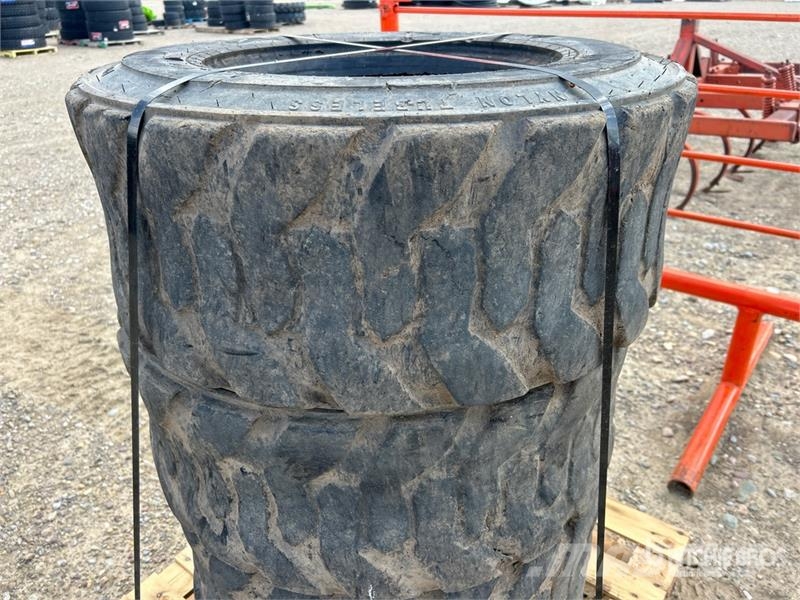 Quantity of (4) PrimeX 12-16.5 Tires Gume, točkovi i felne