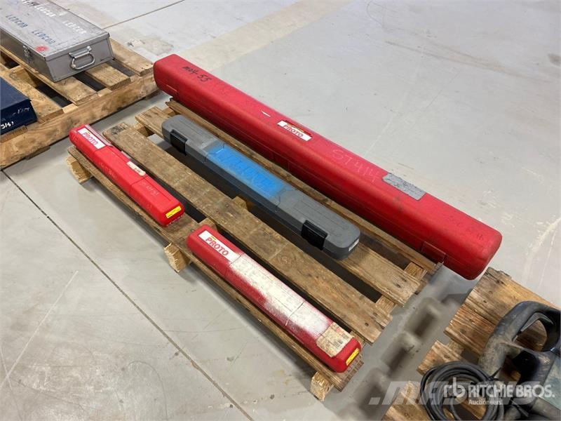 Quantity of (4) PROTO Torque Wrenches مكونات أخرى