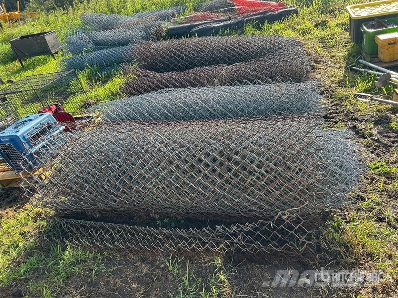 Quantity of (4) Rolls of Assorted Chain Link Fenci Ďalšie komponenty