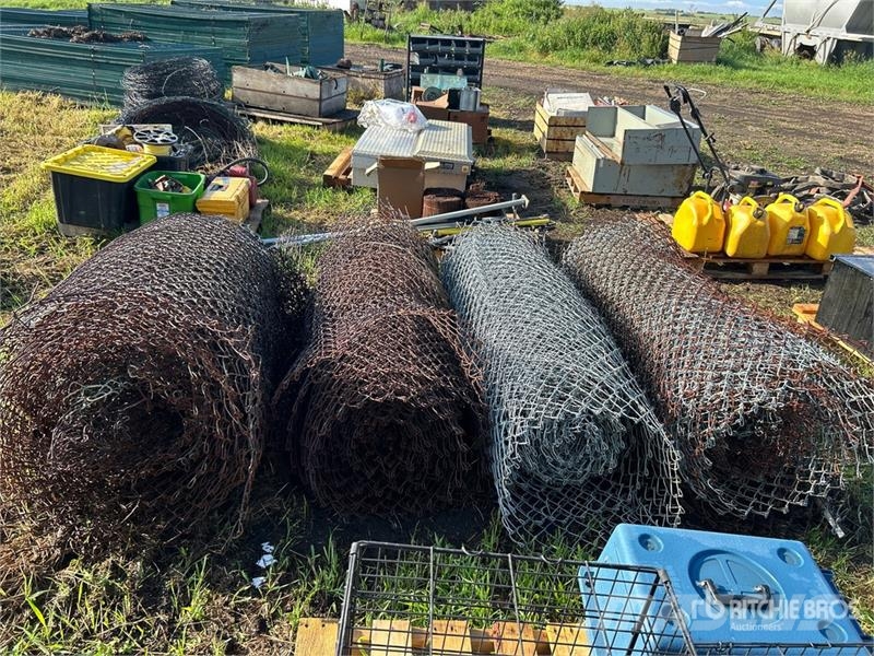  Quantity of (4) Rolls of Assorted Chain Link Fenci Ďalšie komponenty