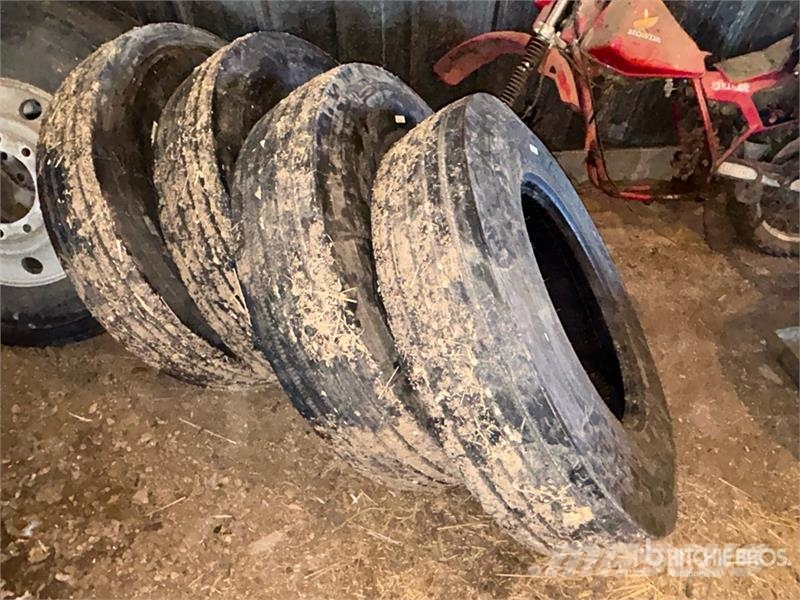 Quantity of (4) Salun 11R24.5 Tires (Unused) Шины и колёса
