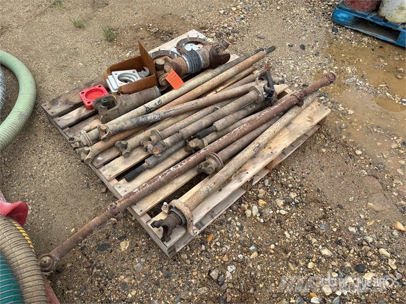 Quantity of (4) Semi Truck Bumpers Transportes - Outros