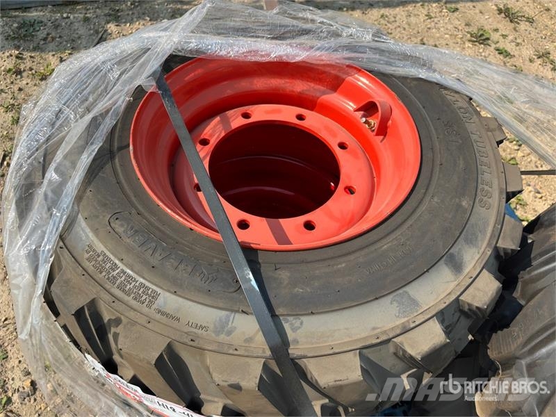 Quantity of (4) Skid Steer Tires Tekerlekler