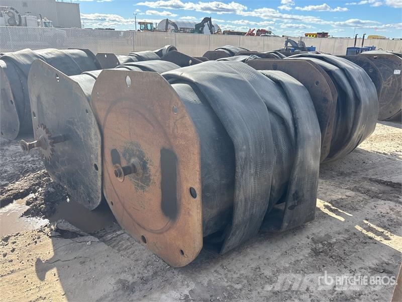 Quantity of (4) Spools of 10 in Layflat Hose Andere Zubehörteile