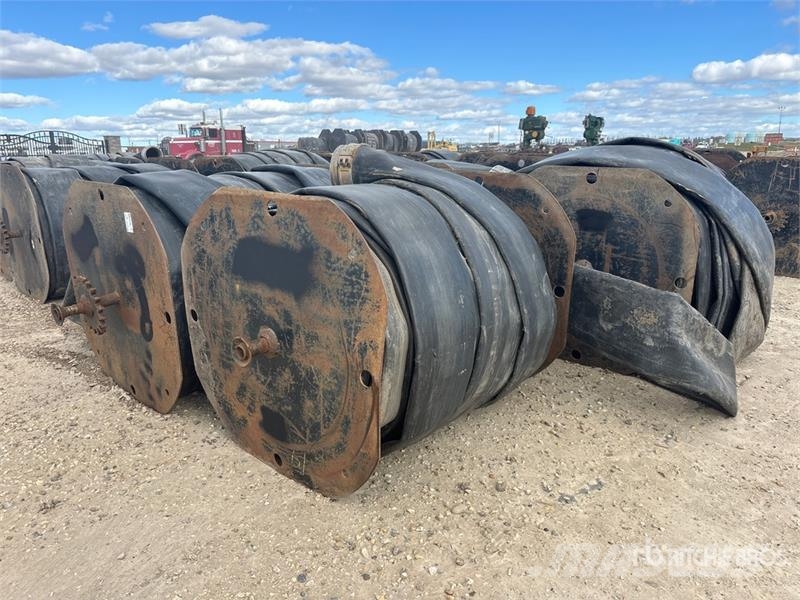 Quantity of (4) Spools of 10 in Layflat Hose Ostale komponente za građevinarstvo