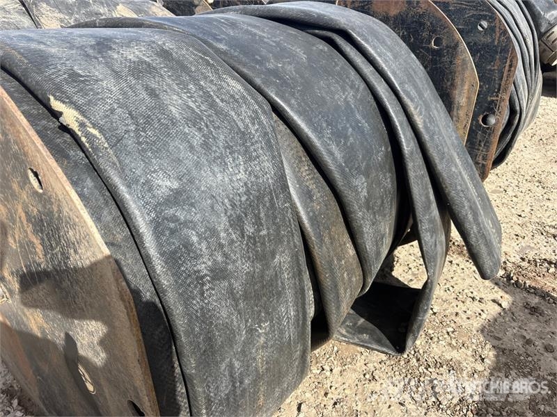 Quantity of (4) Spools of 10 in Layflat Hose Ostale komponente za građevinarstvo