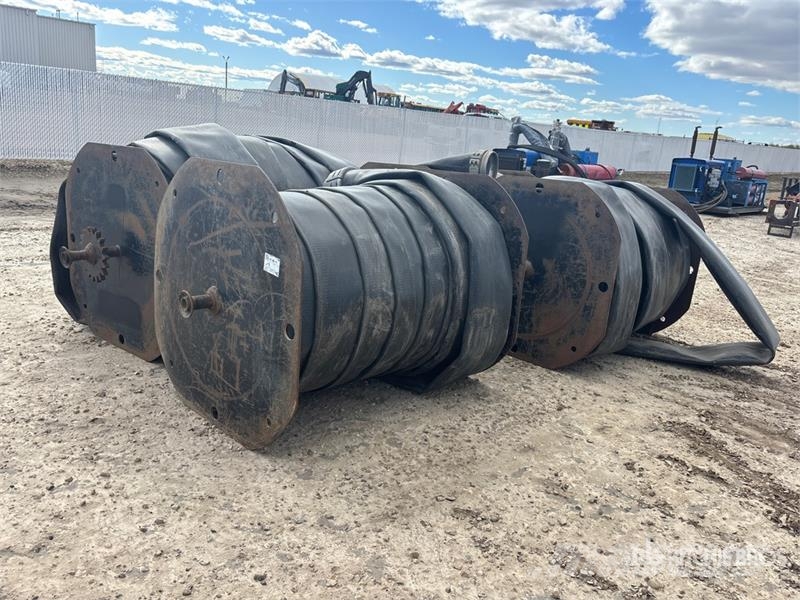Quantity of (4) Spools of 10 in Layflat Hose Ostale komponente za građevinarstvo