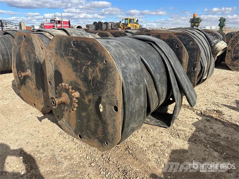 Quantity of (4) Spools of 10 in Layflat Hose Ostale komponente za građevinarstvo