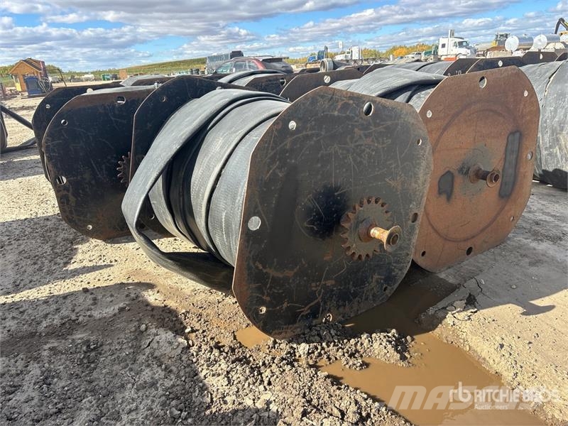 Quantity of (4) Spools of 10 in Layflat Hose Andere Zubehörteile