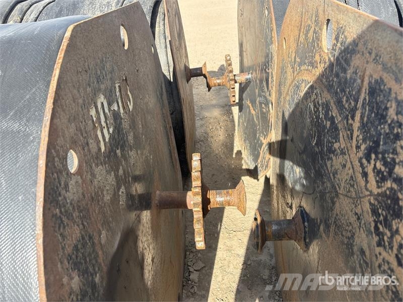 Quantity of (4) Spools of 10 in Layflat Hose Andere Zubehörteile