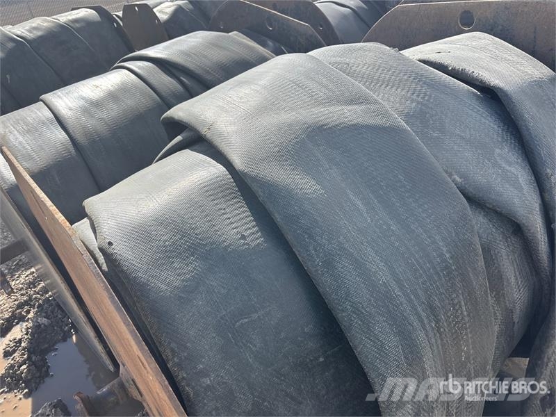 Quantity of (4) Spools of 10 in Layflat Hose Andere Zubehörteile