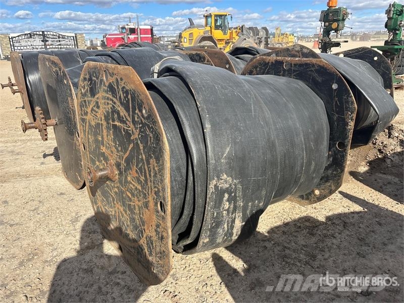 Quantity of (4) Spools of 10 in Layflat Hose Andere Zubehörteile
