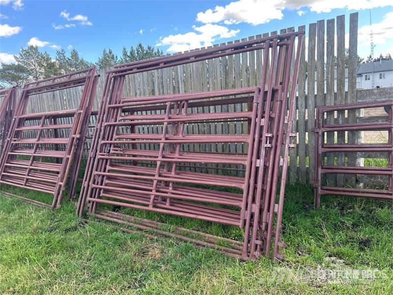 Quantity of (4) Stampede Steel 10 ft x 8 ft Over H Άλλα μηχανήματα κτηνοτροφίας και εξαρτήματα