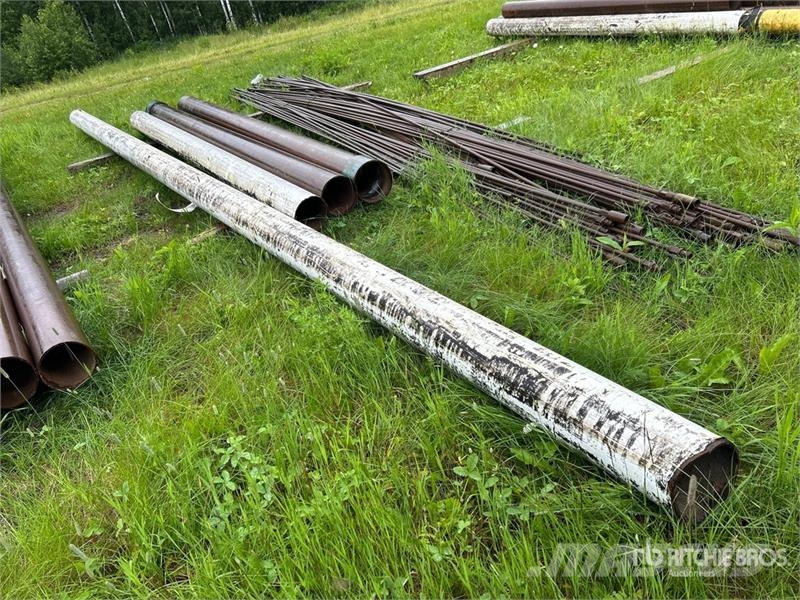  Quantity of (4) Steel Pipe Sadetus- ja kastelulaitteet