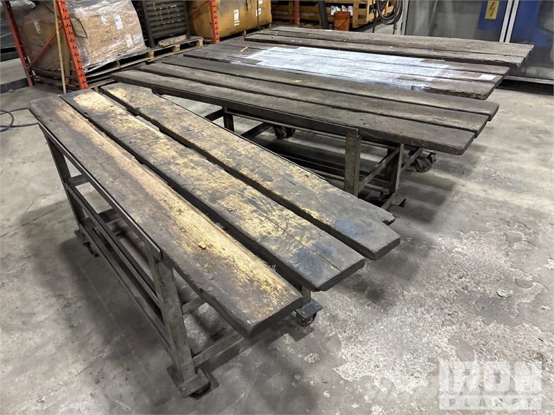 Quantity of (4) Tables Rolling frame Shop tables Utilaje construcții - Altele