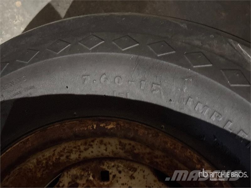 Quantity of (4) Tires Tyres, wheels and rims