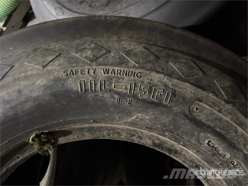 Quantity of (4) Tires Tyres, wheels and rims