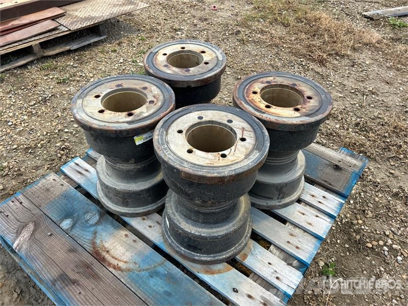  Quantity of (4) Track Roller Rim Assembly مكونات أخرى