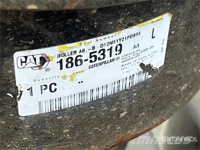  Quantity of (4) Track Roller Rim Assembly مكونات أخرى