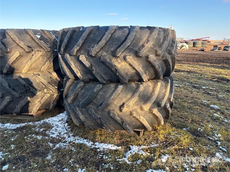 Quantity of (4) Trelleborg 710/70R38 710/70R38 Flo Gume, točkovi i felne