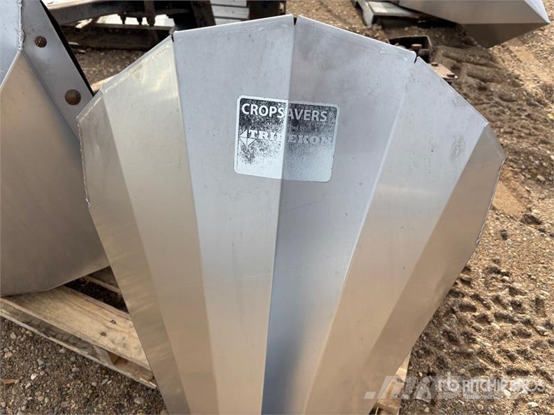 Quantity of (4) Tridekon Crop Dividers Stockage, conditionnement - Autres