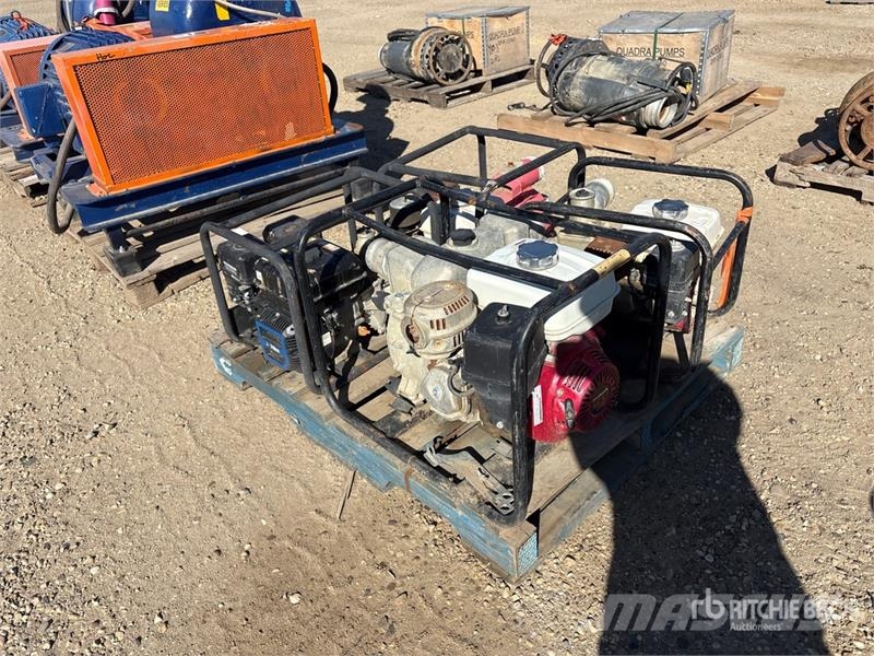 Quantity of (4) Water Pump Pompy wodne