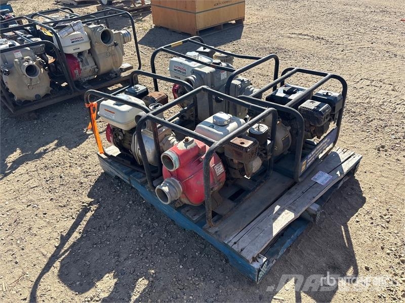 Quantity of (4) Water Pump Pompy wodne