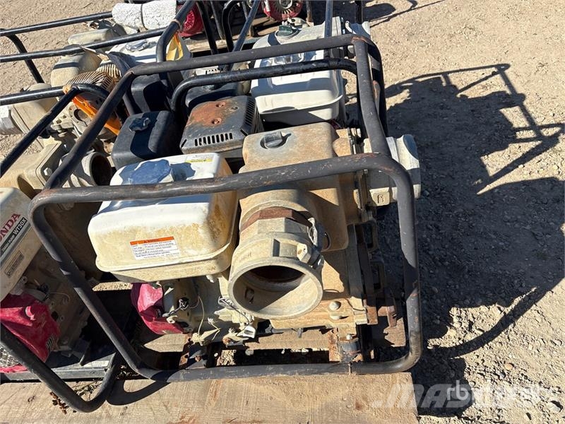 Quantity of (4) Water Pump Pompy wodne