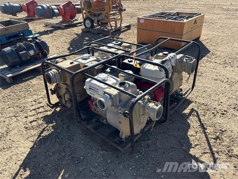 Quantity of (4) Water Pump Pompy wodne