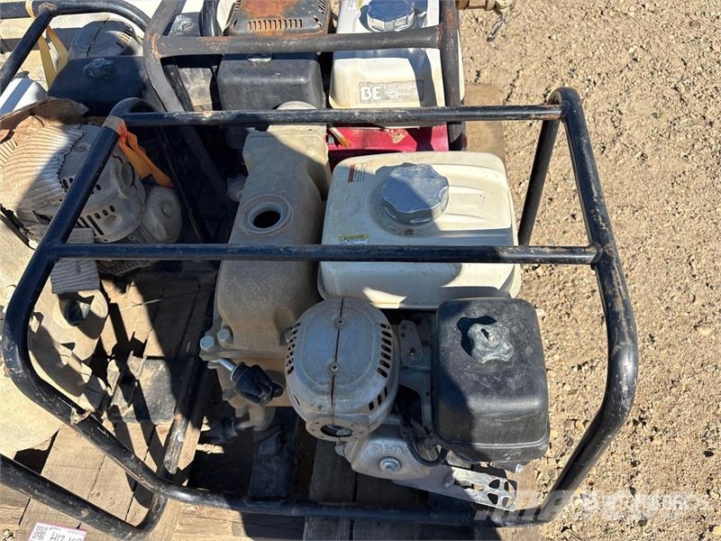 Quantity of (4) Water Pump Pompy wodne
