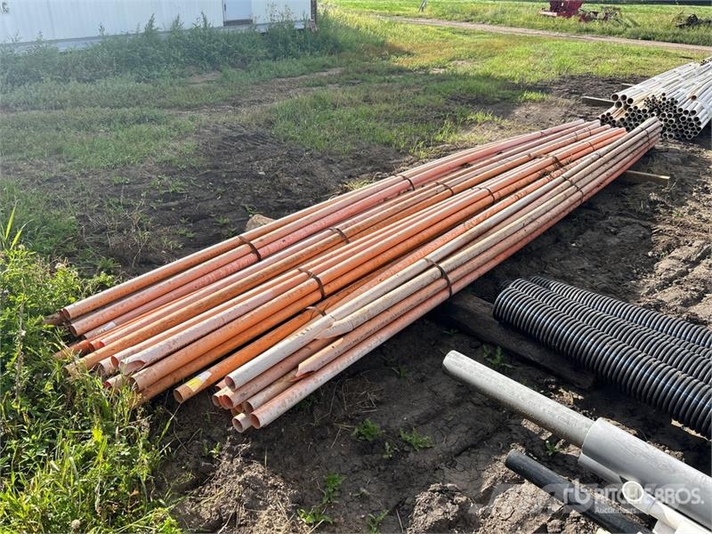 Quantity of (40) 20 ft x 2 in PVC Pipe Drugi deli