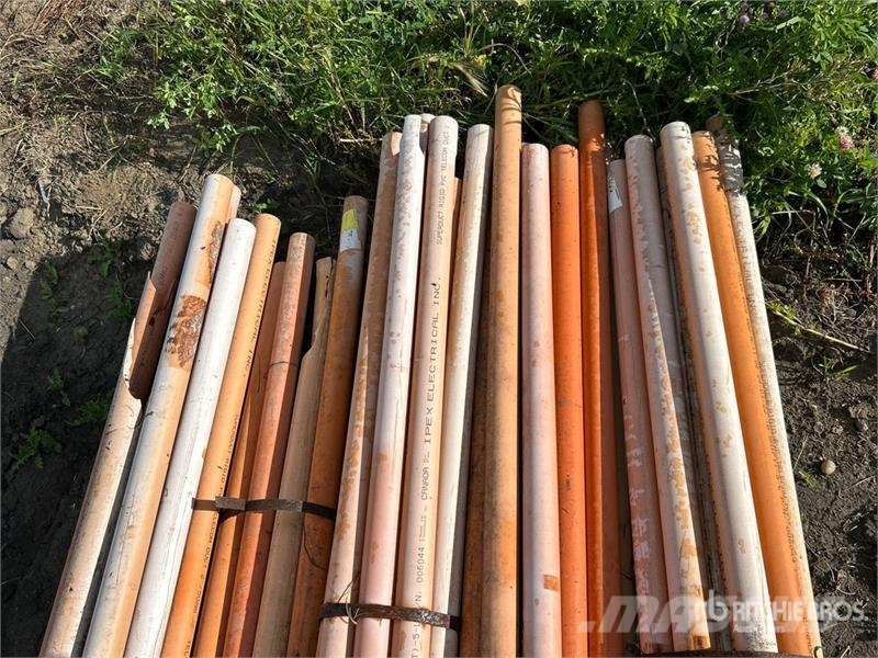 Quantity of (40) 20 ft x 2 in PVC Pipe Drugi deli